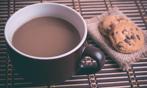 American Chocolate Chip Cookies und Kaffee