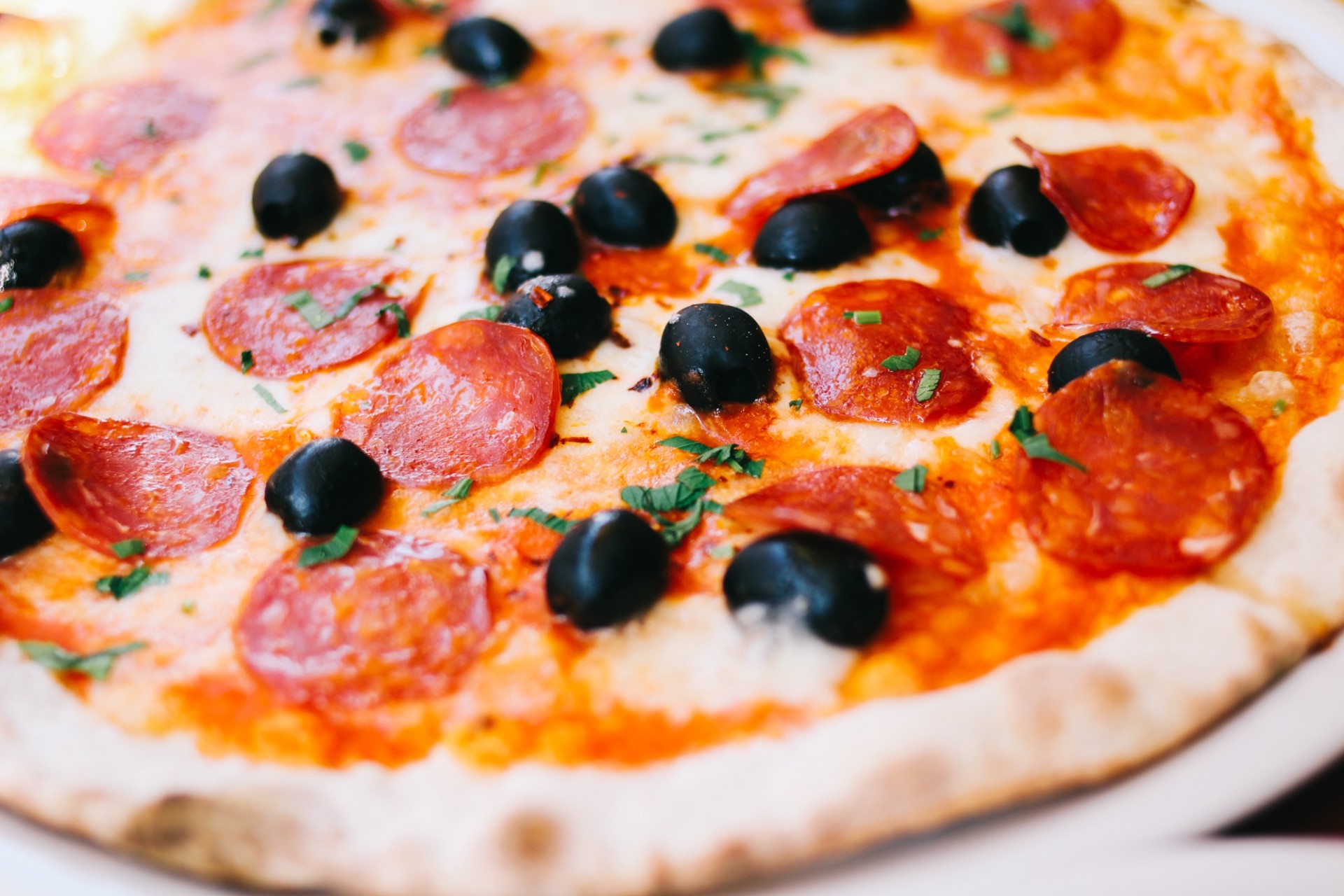Selbstgemachte Pizza – delikat_essen